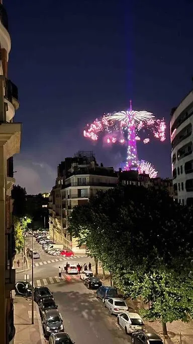 Avec Magnifique Vue Tour Eiffel Apartment